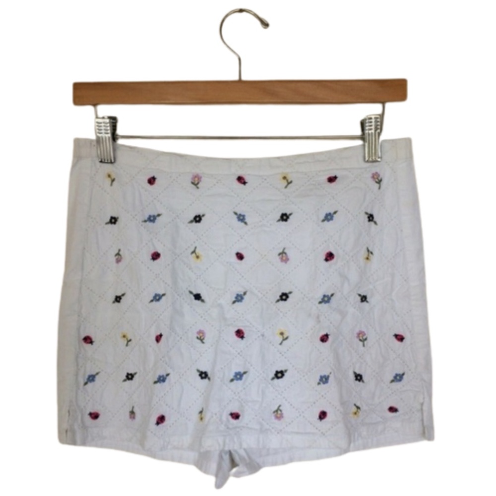 SKORT White Embroidered Eyelet KIDS 10